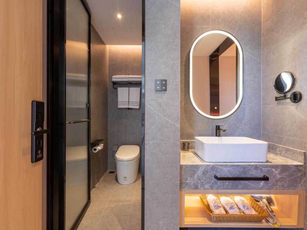 Yunju Hotel Beijing Yonghe Palace Guijie Siheyuan Экстерьер фото